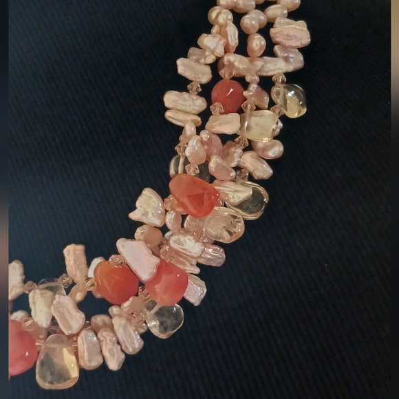 Coral and Peach Colored Shells And Stones With Faux Pearls necklace - Picture 3 of 10